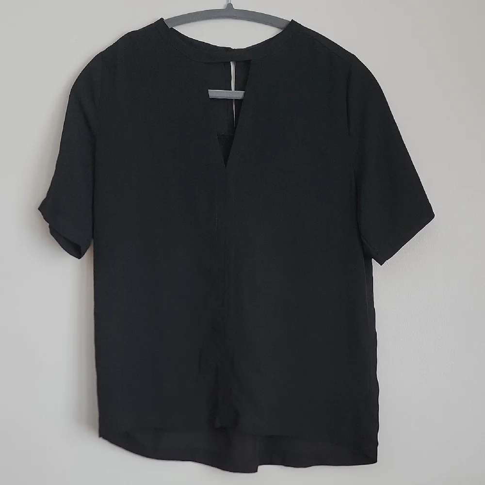 Lulus - Picture 1 of 3